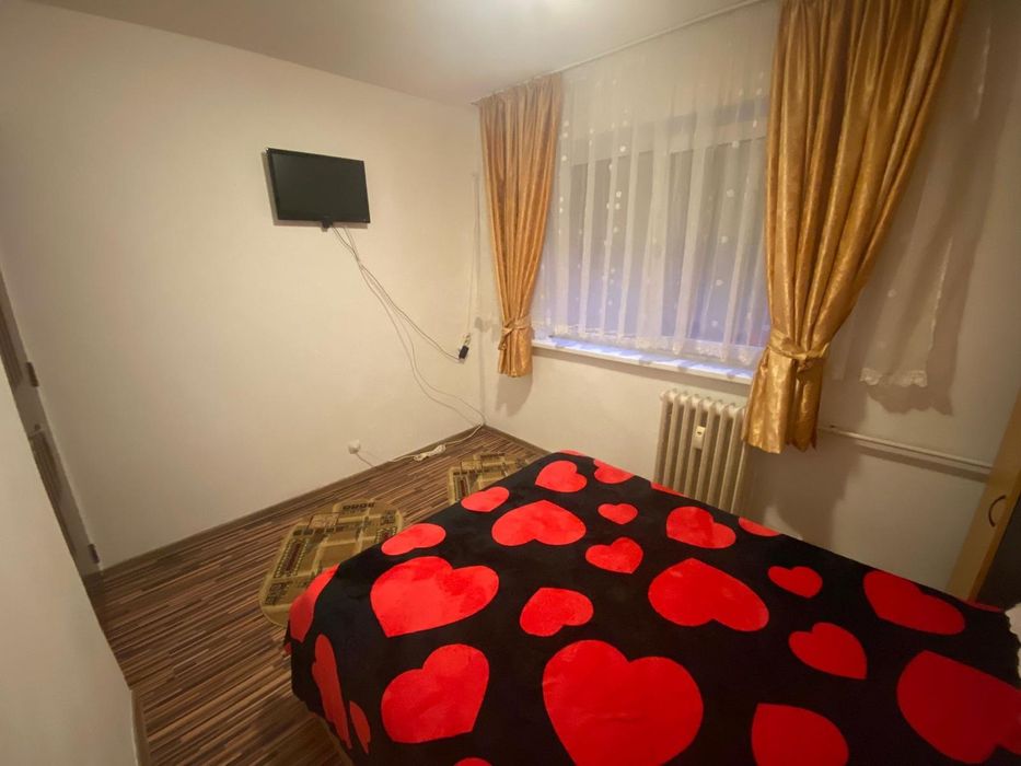 Apartament de închiriat