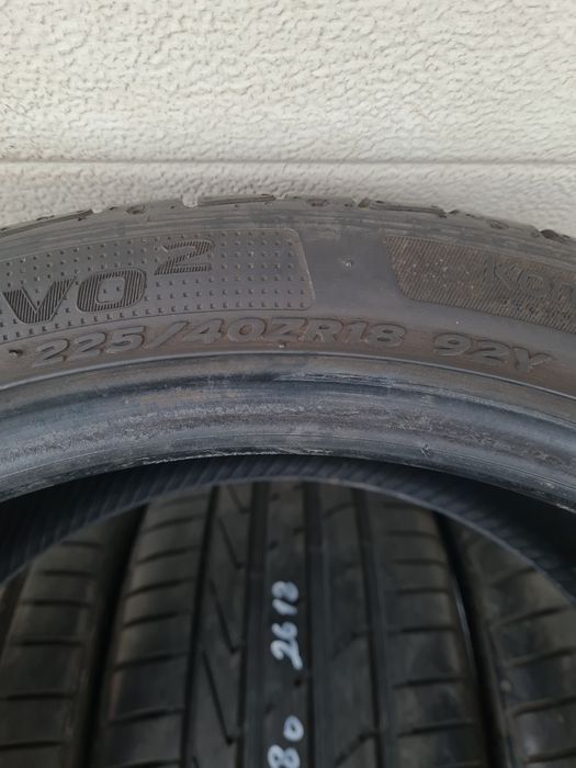 Летни гуми 4 броя Спорт П. HONAKOOK Ventus S1 Evo2 255 35 R18 225 40 R18 дот 2618