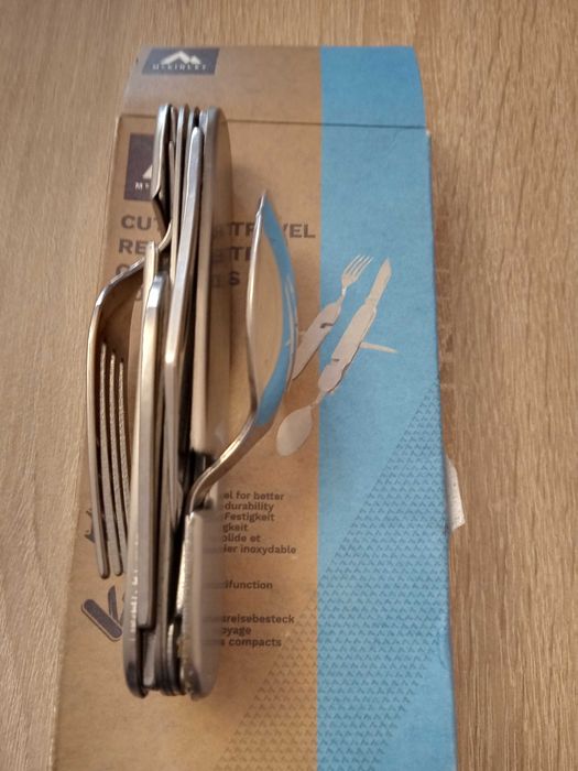 Richartz ножче за пикник.2/ Друго-15 лв.3/ Вилици Laguiole-10 лв