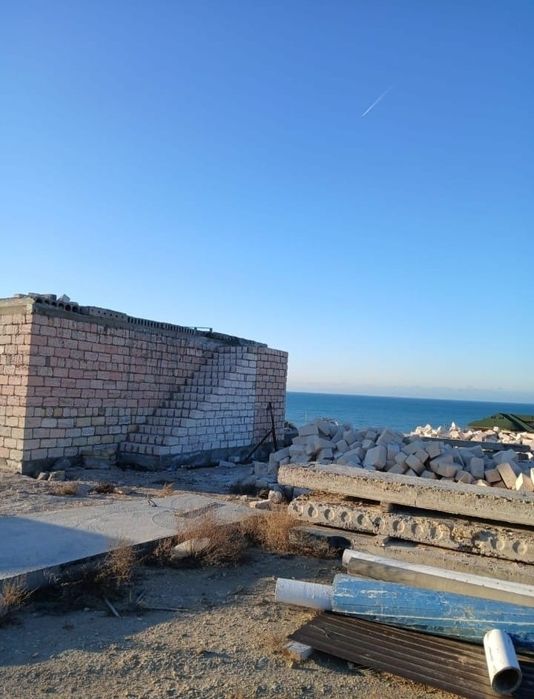 Продам участок со строением