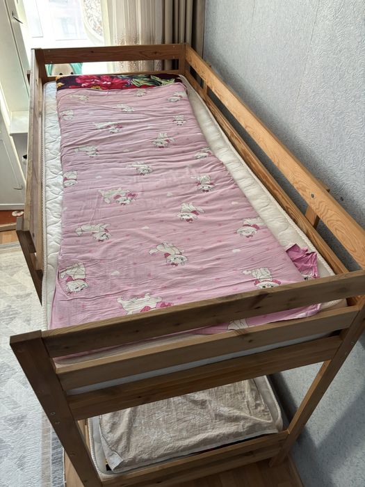 Двухъяросная кровать