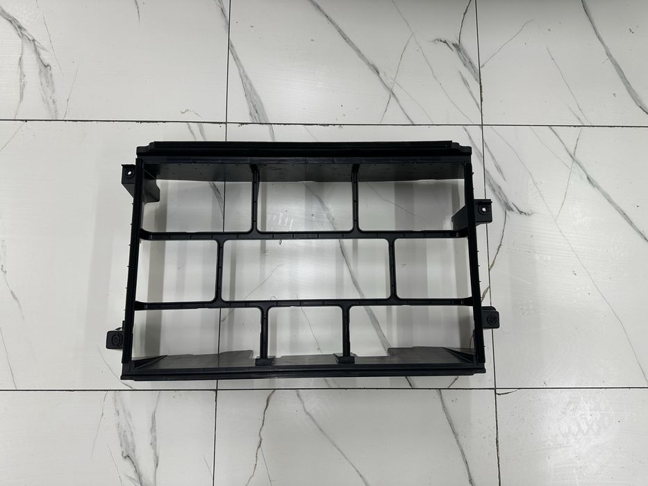 Kia Seltos диффузор радиатора