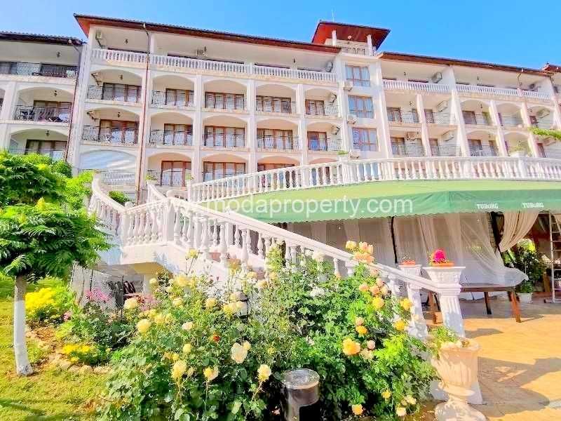 Продава се Двустаен апартамент в Свети Влас - 64 кв.м за 1258 €/кв.м - Снимка #3