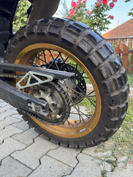 Yamaha XT660 X (Nu honda/kawasaki/benelli/cfmoto/ktm)