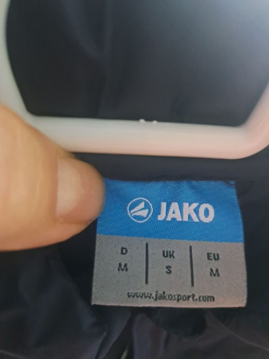 Vesta pt femei Jako marime M noua cu eticheta