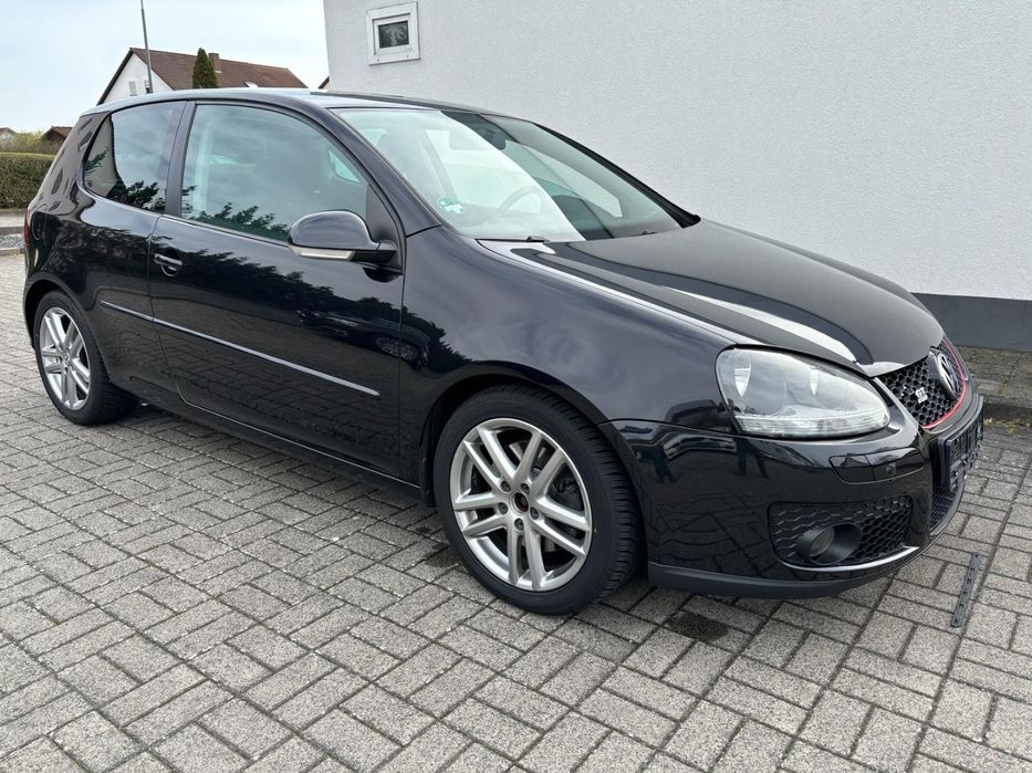 Продавам Голф 5 1.4 170кс на ЧАСТИ, както и още над 12 Голф 5 на ЧАСТИ