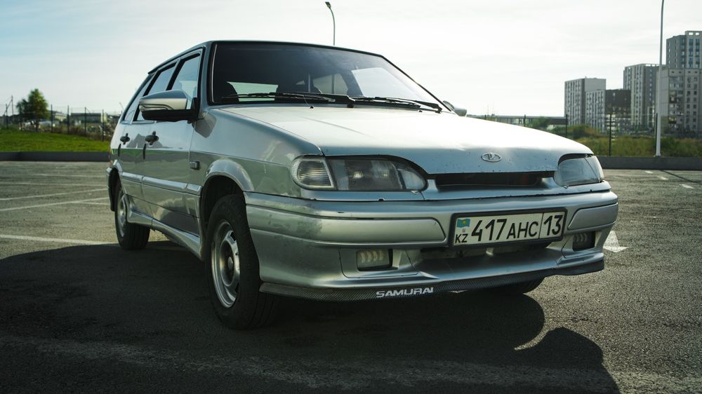 Машина лада ваз 2114