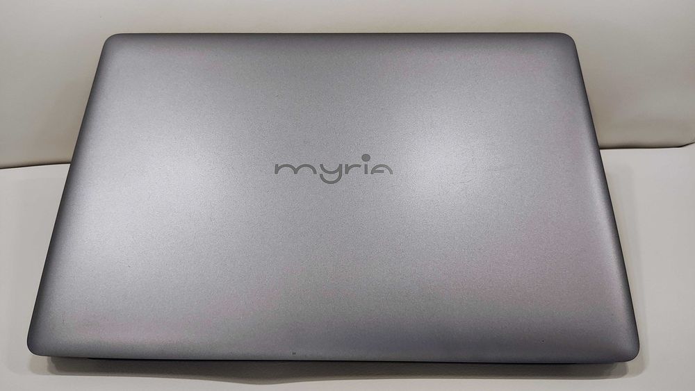 Laptop multimedia Myria 14 ,diagnoza auto, office, scoala, jocuri,