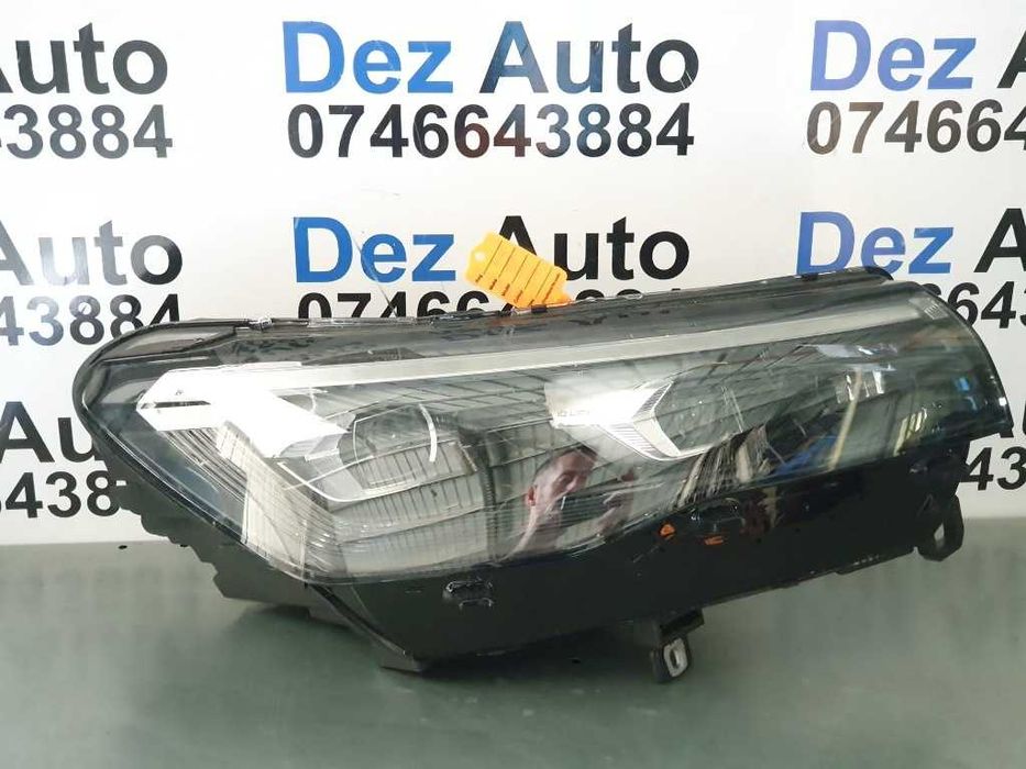 Far dreapta cu defect VW Tiguan 2025