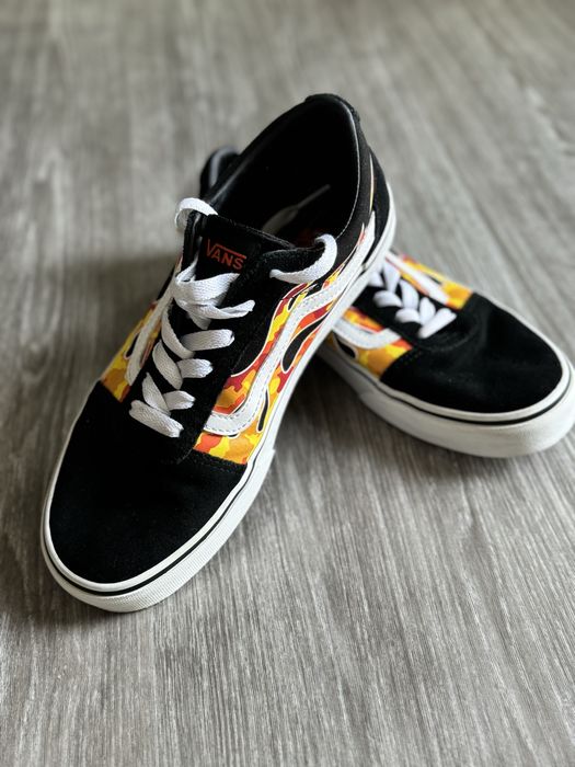 Tenisi Vans Flame marimea 38