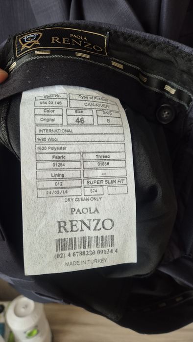 Продам костюм 46 р-р