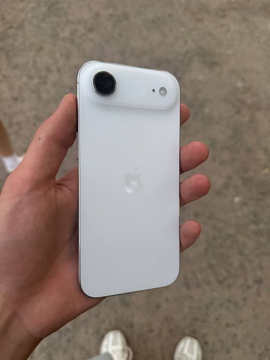 В продаже Iphone 17 Air
