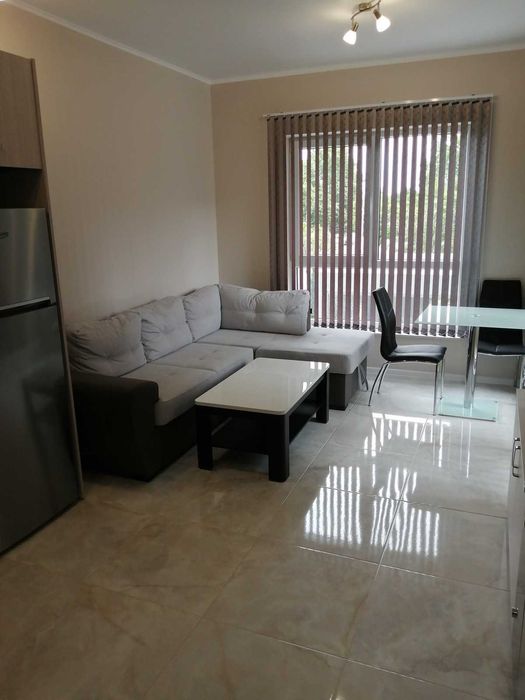 Дава се под наем Двустаен апартамент в Пловдив, Център - 70 кв.м за 459 € - Снимка #1