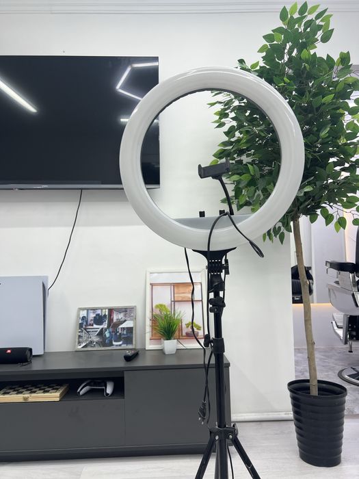 Кольцевая лампа