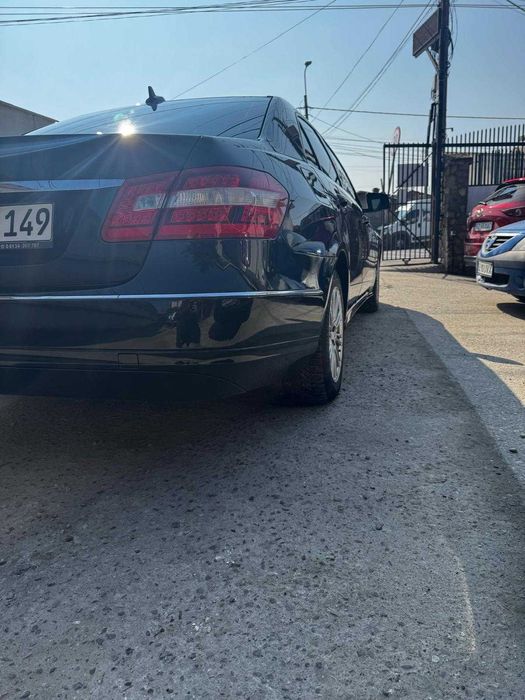 mercedes E220 AN 2012