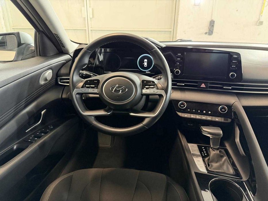 продам Hyundai Elantra 2021