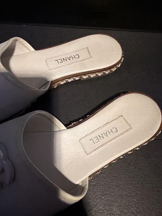 Бели Чехли chanel