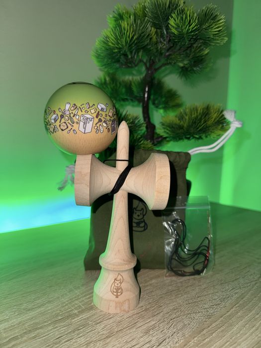 Setup verde Kendama Miguel erratic squirrel