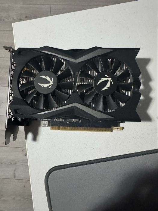 Placa Video GTX 1650 SUPER