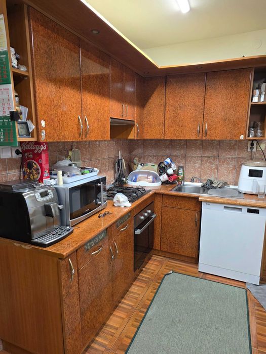 Mobila bucătărie utilata complet