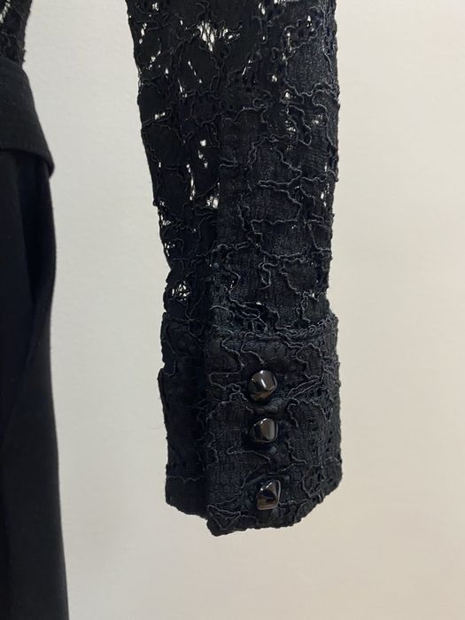 Стилен черен дамски гащеризон с дантела