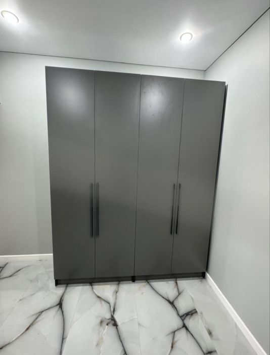 Продаю новый шкаф