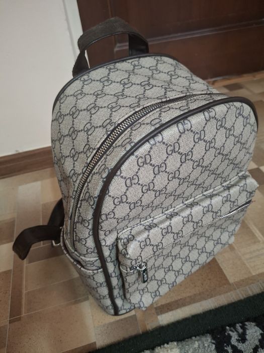 Сумка рюкзак гуччи