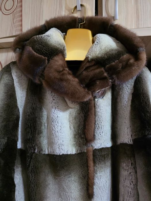 Продам шубу  размер 50