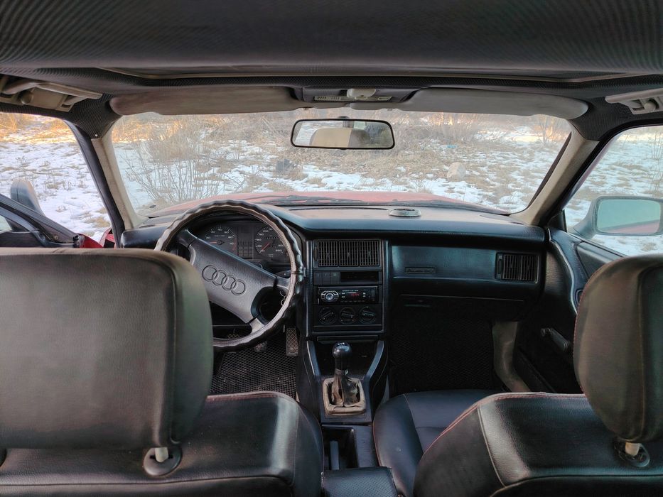 Продам Ауди 80 объём 1.8 моно