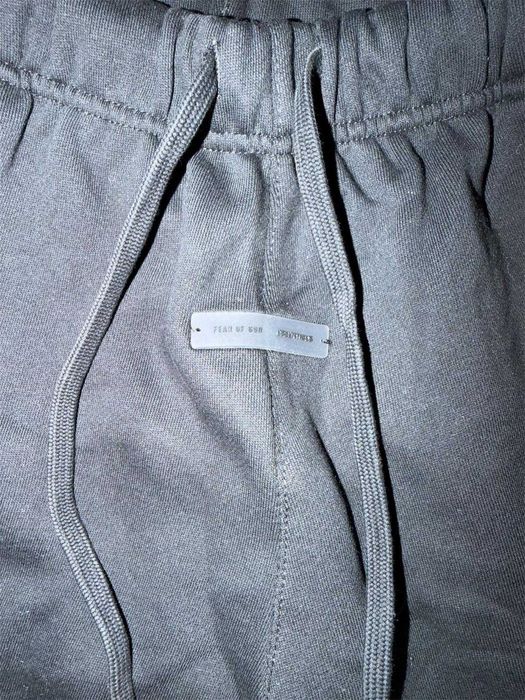 Essentials black short pants