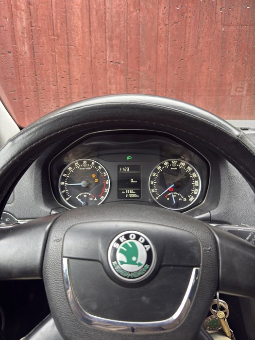 SKODA Octavia 2009 — imagine 5