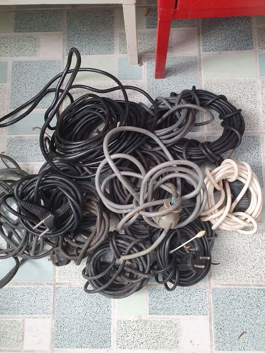 Incarcatoare 5,7,9,12,19,24, v. și alimentatoare