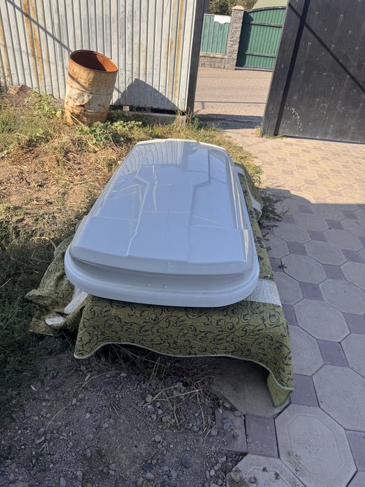 Багажник на машину