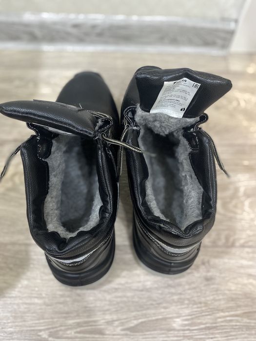 Срочно продам спец. Обувь