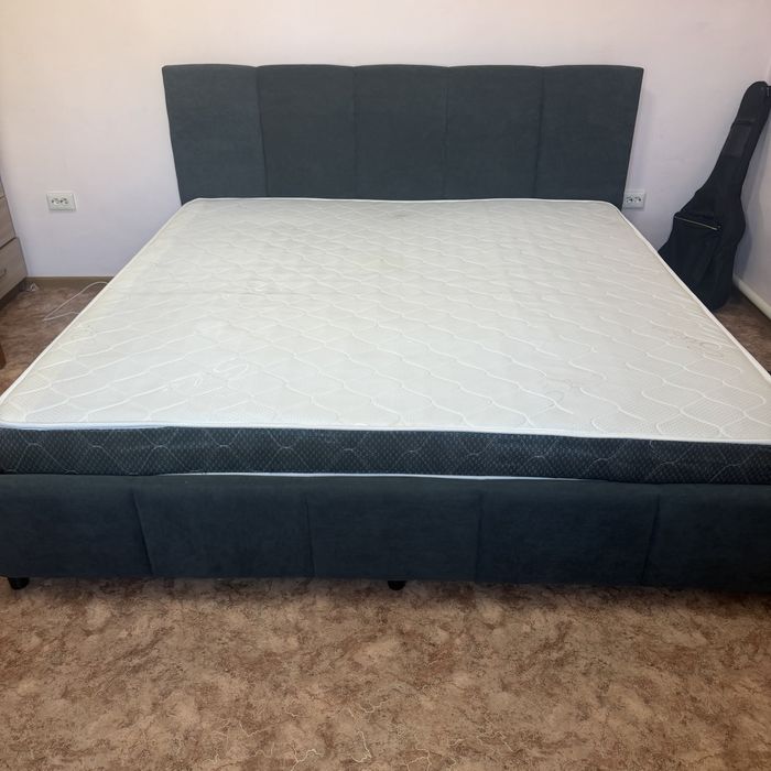 Продам кровать двухспальный