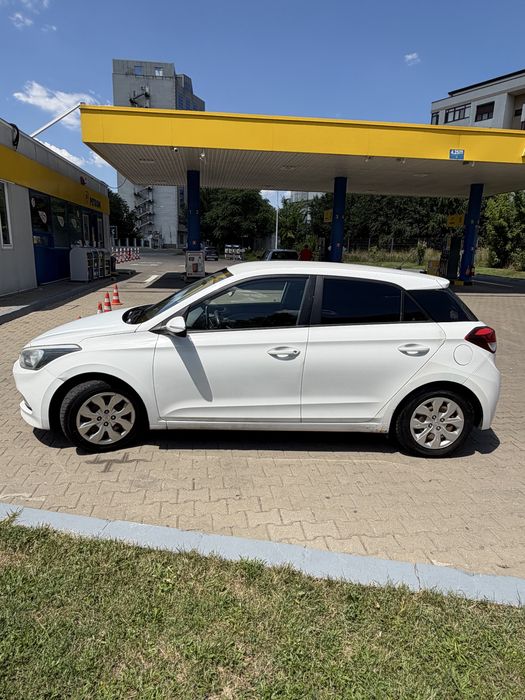 HYUNDAI i20 2015 — imagine 2