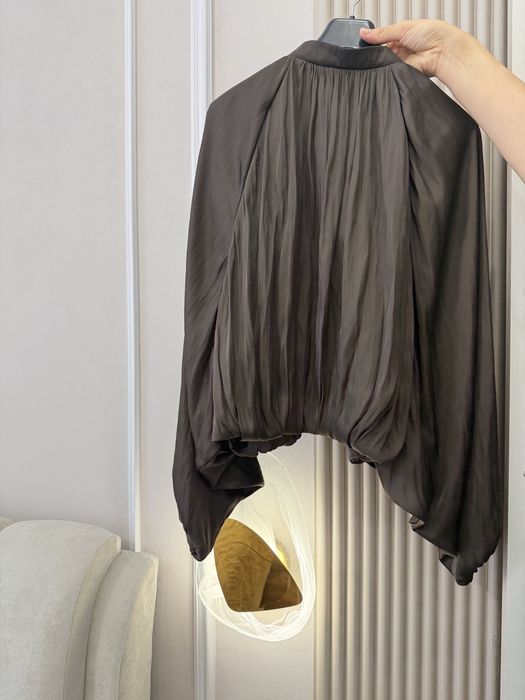 Бомбер zara  шикарный