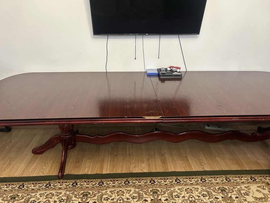 Продаю столл !!!