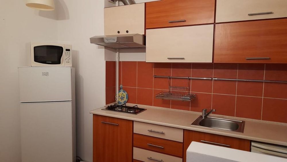 Închiriez apartament cu o cameră — fotografia 3