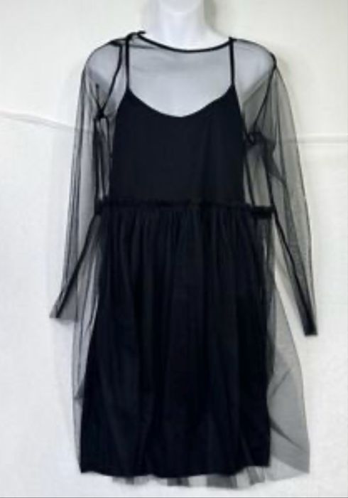 Черна свободна рокля с тюл-S размер