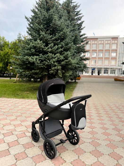 Продам коляску Анех
