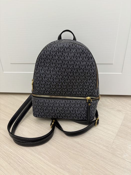 Женский рюкзак Michael Kors