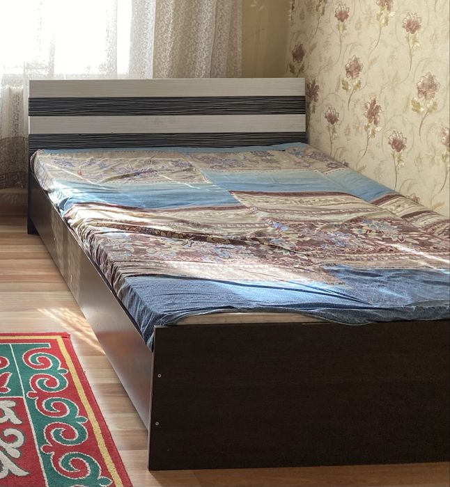 Екі кісілік төсек