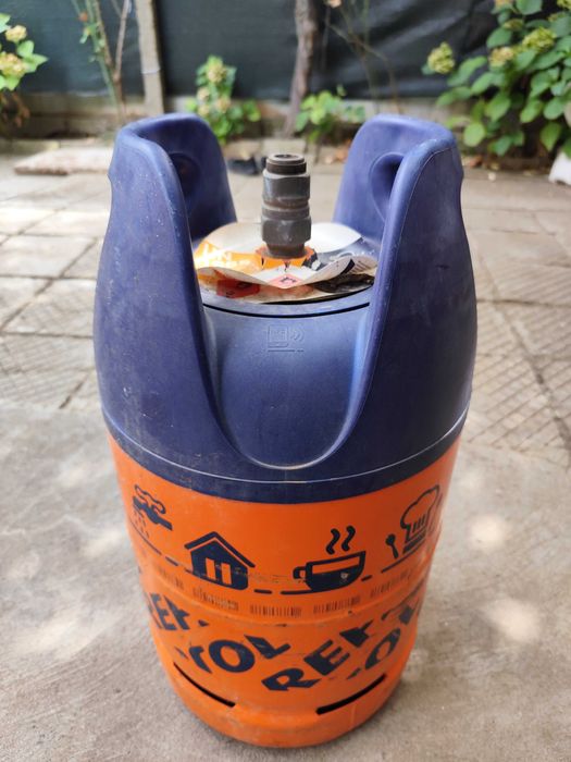 Продавам  газови алуминиеви бутилки