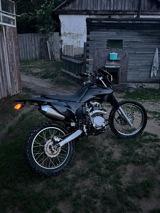 мотоцикл эндуро 200