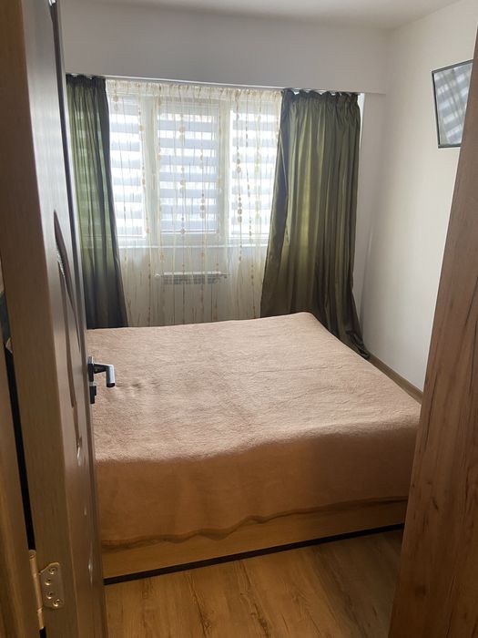Apartament cu 3 camere