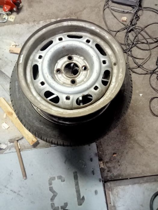 Колесо пассат б3.