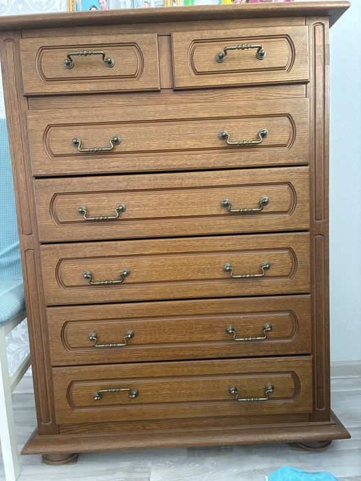 Продам камод дубовый