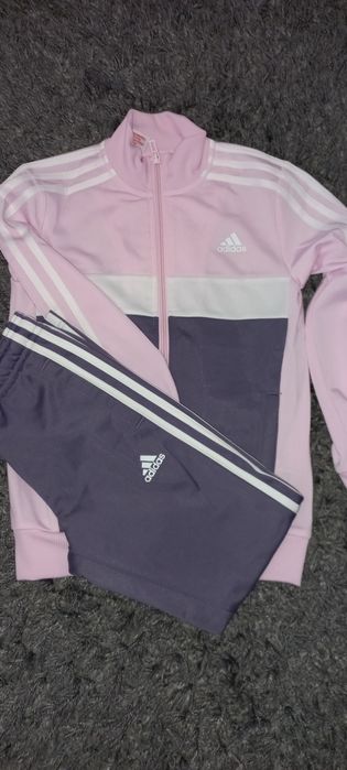 Детски екип Адидас 128 размер