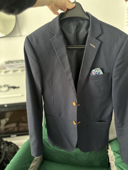 Costum barbati marimea 46 - model slim